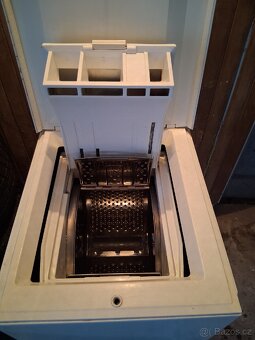 Pračka Whirlpool – horní plnění (Aqua Program) - 3