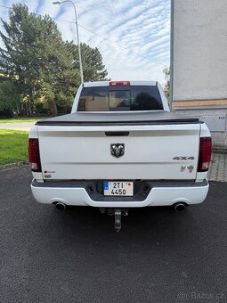 Dodge RAM 5.7 HEMI - 3