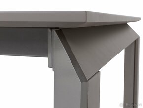 Jídelní stůl HULSTA-Nový - 3