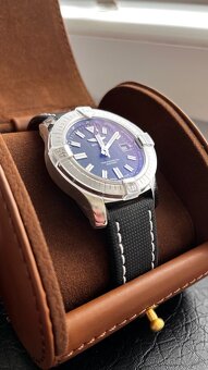 Breitling Avenger 43 - 3