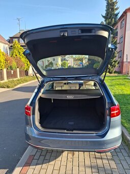 Volkswagen Passat 2.0 TDI 110 kW DSG - 3