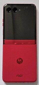 MOTOROLA RAZR 40 ULTRA 8GB/256GB, ČTĚTE - 3