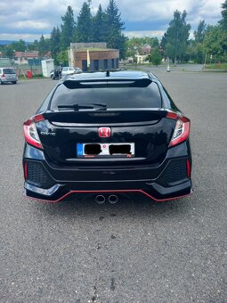 Honda Civic 1.5i VTEC Sport Plus 134 kW Manuál - 3