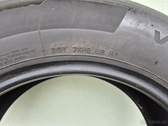 HANKOOK ventus s1 evo2 suv 215 65 r17 99v 4,5 mm dobrý stav - 3