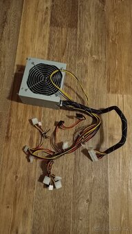 PC zdroj Chieftec 450W - 3