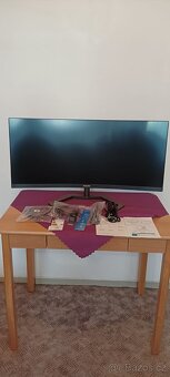 Monitor Philips - 3