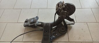 Škoda Octavia 3 lift zadní náprava 5Q0 501 049 nápravnice - 3