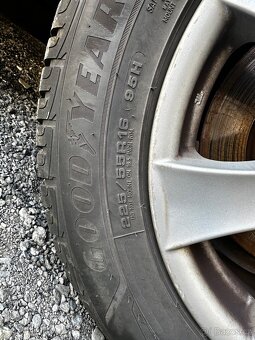 Bmw kola 5x120 r16 - 3