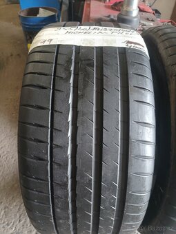2xletní pneu 255/40/20.Michelin. - 3