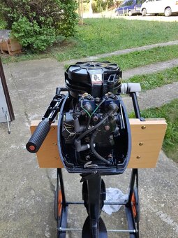 Lodní motor Mercury 15 HP - 3