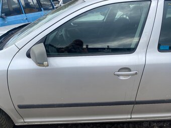 Škoda Oč 2 před fac barva 9156 (vombi) - 3