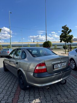 Opel Vectra B - 3