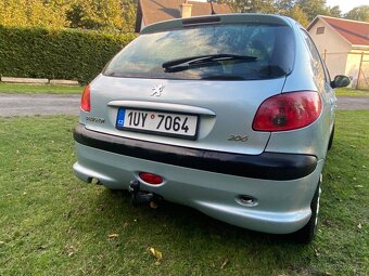 Peugeot 206 - 3