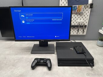 PS4 Pro v krásném stavu 1TB+1TB a hry (PlayStation 4) - 3