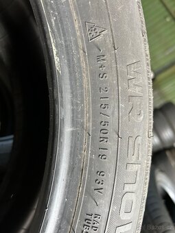 215/50/19 zimní pneu - 3