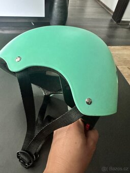 Dětská helma na kolo COOL SLIDE - 3