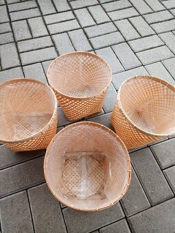 Pletené košíky jako květináče - 3