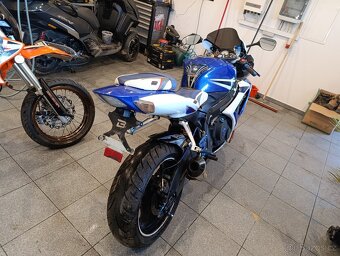 Suzuki GSX-R K7 CR doklady - 3