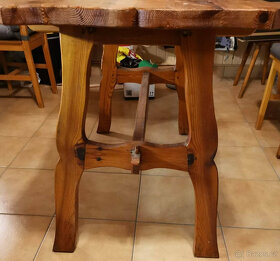 Prodám stůl z masivu a 4 židle - 3