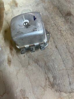 Regulátor napětí Jawa/čz 6v 75w - 3