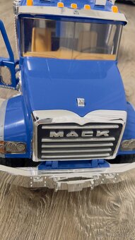 Bruder - nakladak - 3