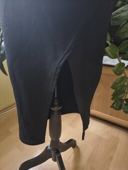 Luxusní asymetrické šaty - 3