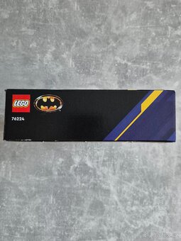 Lego DC - Batmobile: Batman vs. The Joker Chase (76224) - 3