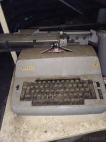 Psací stroj consul - 3