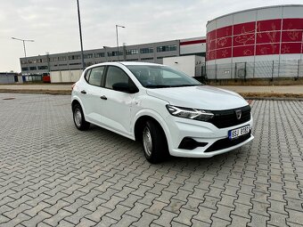 Dacia Sandero 1.0 49Kw / 2.500Km - 3