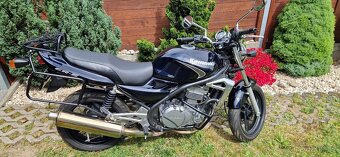 Kawasaki ER5 - 3