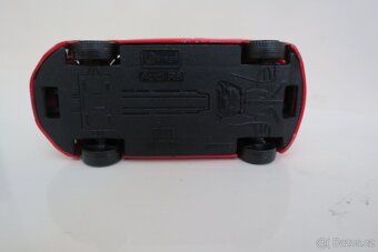 Model auta Audi R8 Burago 1:43 - 3