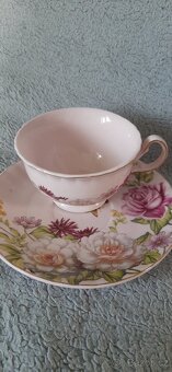 Prodám porcelán - konvici a hrníčky - 3
