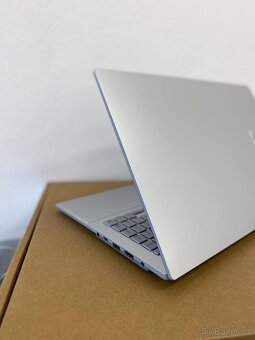 Notebook ASUS VivoBook Go 15 - i3/8GB/512GB/WIN 11 - 3