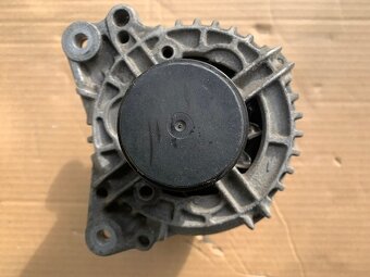 VW, AUDI, SEAT,SKODA - originální alternátor 028903028E - 3