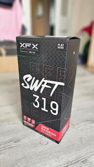 AMD Radeon RX 6800 - 3
