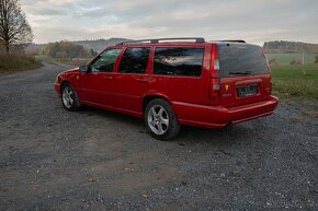 Volvo V70 T5 2.3 176kw - 3