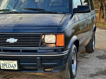 1991 Chevrolet Astro Van AWD | 4.3 V6 - 3