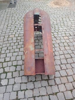 Nabízím kapotu na Zetor 3011 - 3
