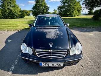 Mercedes Benz W203 C 270 cdi T Avantgarde - 3