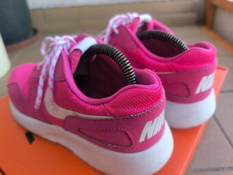 Tenisky Nike 38 - 3
