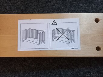 Dětská postýlka IKEA s matrací - 3