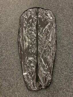 Jednodílná kombinéza Revit - 3