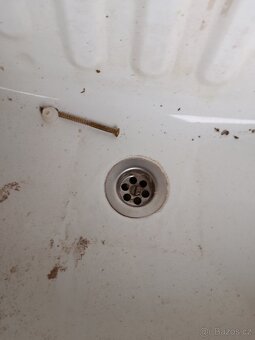 Technické smaltované umyvadlo - 3