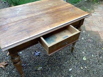 Starožitný stůl - 3