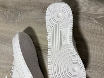 Bílé Nike Airforce - 3