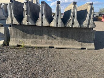 Svodidla - betonová - 3