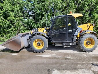 Teleskopický manipulátor CAT TH407C 2015 - 3