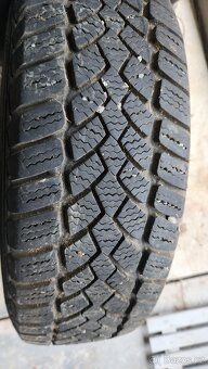 Vranik 185/60 R14 zimní - 3