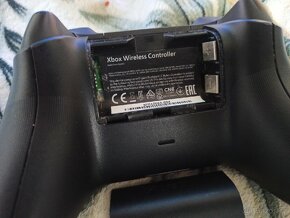 Xbox One Wireless Controller - 3