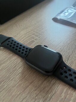 Apple Watch 4 44mm - 3